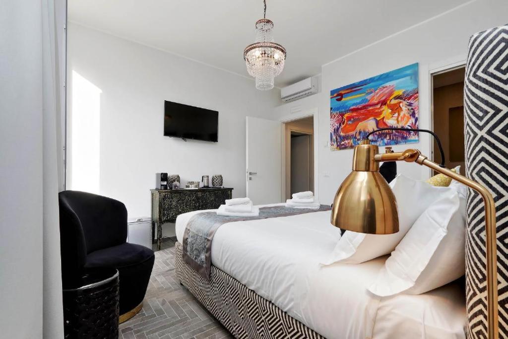 Boutique Suites Della Croce روما المظهر الخارجي الصورة