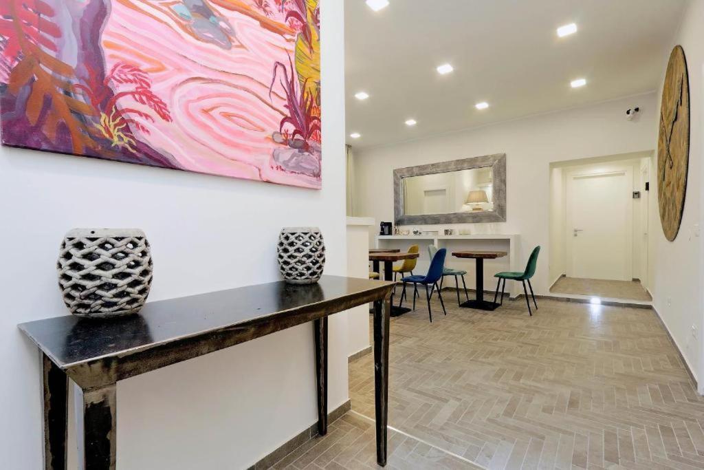 Boutique Suites Della Croce روما المظهر الخارجي الصورة