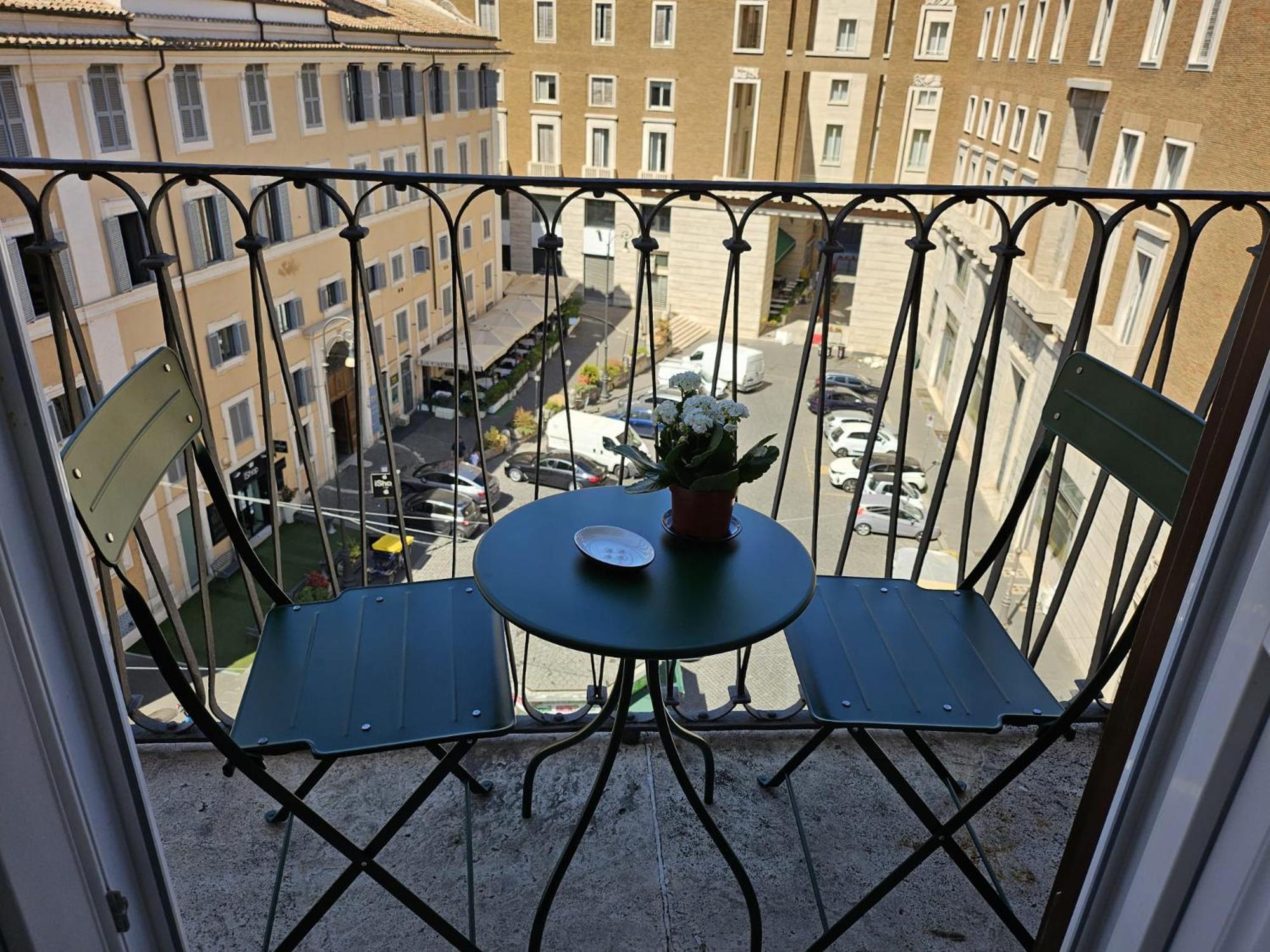 Boutique Suites Della Croce روما المظهر الخارجي الصورة
